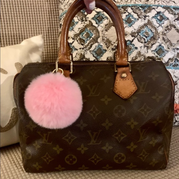 Louis Vuitton Handbags - 🌸Authentic Louis Vuitton Speedy 25🌸